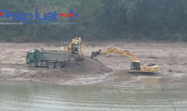 Vụ khai thác, tập kết khoáng sản tại Lào Cai: Cần làm rõ tính pháp lý liên quan đến các bến bãi