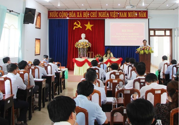 Giám đốc Sở GD&amp;amp;ĐT Đắk Nông Nguyễn Văn Toàn đề nghị cán bộ, giáo viên từng bước tự học, tự đào tạo thêm để nâng cao kiến thức chuyên môn.