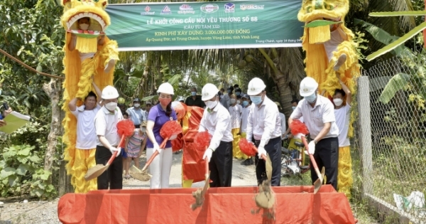Nhựa Tiền Phong khởi công Cầu nối yêu thương số 88 tại Vĩnh Long