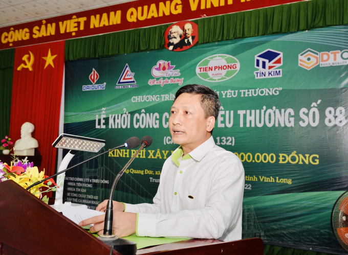 Ông Nguyễn Văn Thức - Phó Tổng giám đốc Công ty Nhựa Tiền Phong phát biểu tại buổi lễ.