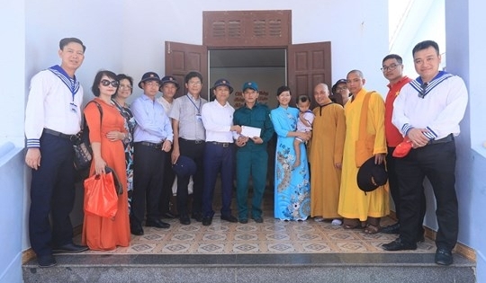 Đoàn công tác Ủy ban Trung ương MTTQ Việt Nam kết thúc tốt đẹp chuyến công tác tại huyện đảo Trường Sa