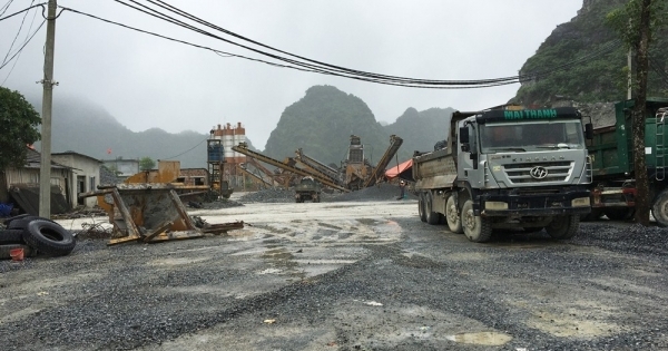 Quảng Bình: Nổ mìn khai thác đá gây rung chấn, nứt nhà dân