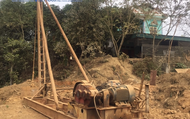 Tuyên Quang: Người dân yêu cầu dừng khoan thi công xây dựng cầu dân sinh vì nứt nhà