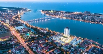 Phấn đấu đưa Quảng Bình trở thành tỉnh phát triển khá của khu vực miền Trung