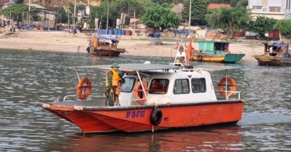 Bất ngờ rơi xuống biển, một ngư dân tử vong