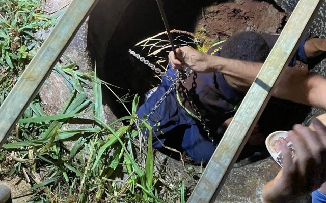 Đắk Lắk: Cứu sống một phụ nữ rơi xuống giếng sâu 18m khi đi làm rẫy