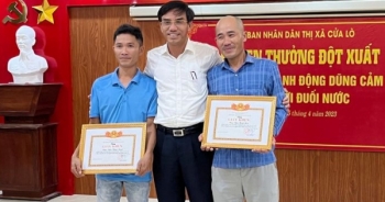 Nghệ An: Khen thưởng 2 ngư dân dũng cảm cứu sống 4 người đuối nước