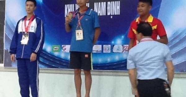 Vụ VĐV bơi suýt bị loại: Nguyễn Phi Khanh đã giành nhiều huy chương cho đoàn Hà Nội