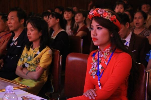Người đẹp Ảnh Việt Nam Vũ Thị Hương -&nbsp;Trưởng Ban tổ chức