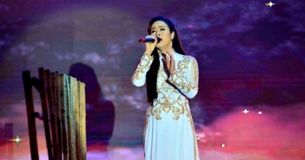 Nhật Kim Anh làm khán giả "rưng rức" trong ca khúc ca ngợi tình mẫu tử