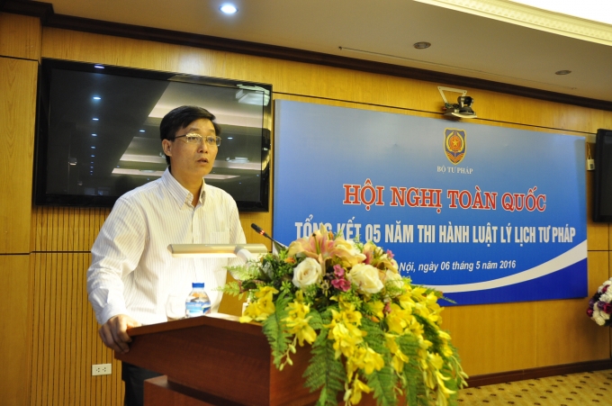 Thứ trưởng Nguyễn Kh&aacute;nh Ngọc ph&aacute;t biểu tại hội nghị.