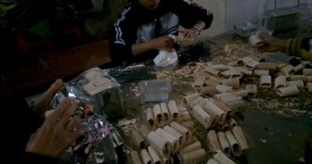 Thâm nhập cơ sở sản xuất bánh kẹo bẩn tại Hà Nội