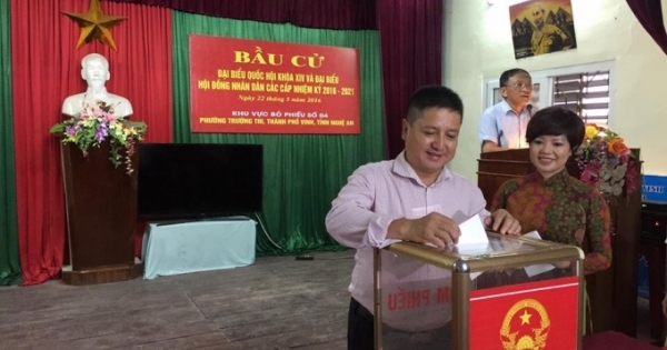 Sao Việt hào hứng đi bầu cử Đại biểu Quốc hội khóa XIV