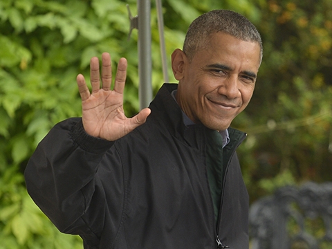 Tổng thống Barack Obama khi l&ecirc;n đường thực hiện chuyến c&ocirc;ng du ch&acirc;u &Aacute; v&agrave; Việt Nam (Ảnh: EPA/TTXVN).