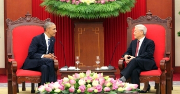 Tường thuật ngày làm việc đầu tiên của Obama tại Hà Nội