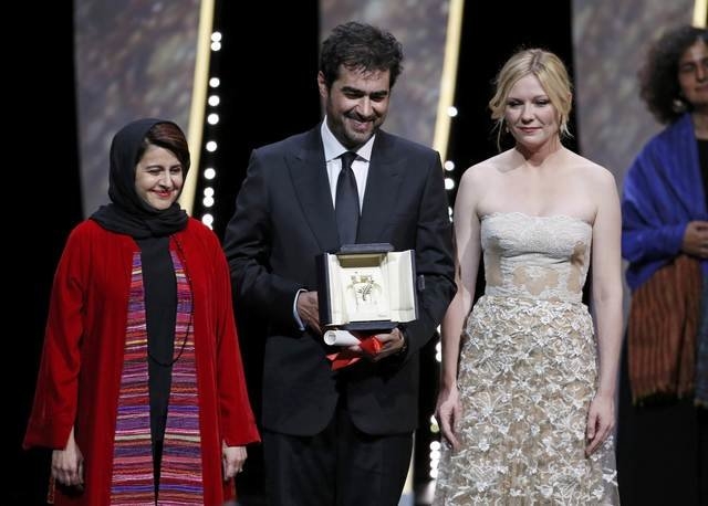 Shahab Hosseini đoạt giải Nam diễn vi&ecirc;n ch&iacute;nh xuất sắc nhất.