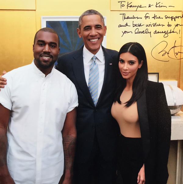 Kim Kardashian cũng b&agrave;y tỏ sự cảm k&iacute;ch Tổng thống Obama khi ủng hộ h&ocirc;n nh&acirc;n đồng giới: