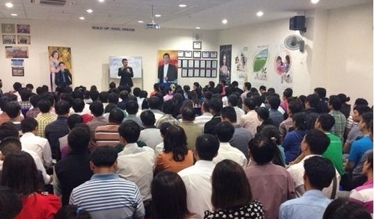 Cà Mau: Công ty đa cấp mở hội thảo chui, quảng bá nước đóng chai