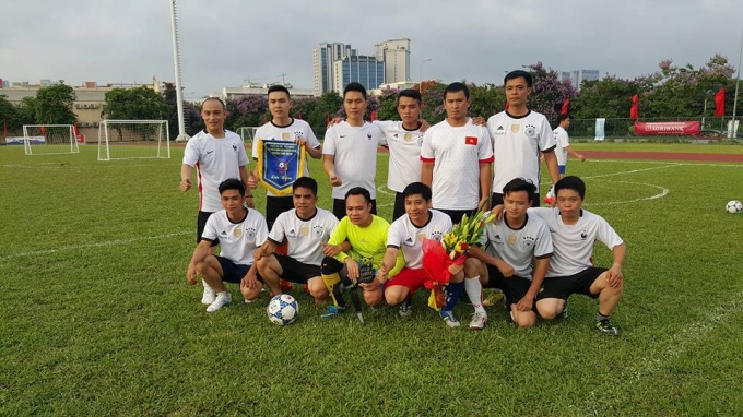 Ph&aacute;p Luật Việt Nam thắng đậm Thể Thao Việt Nam trong loạt trận thứ 2 tại Press Cup 2016