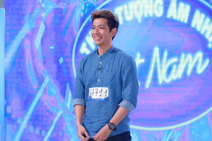 Vietnam Idol: C&ocirc; nh&acirc;n vi&ecirc;n casino Ho&agrave;i Thu khiến ca sĩ Bằng Kiều ngẩn ngơ