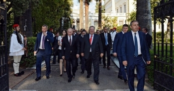 Putin “xin lỗi” vì gây tắc đường ở Hy Lạp