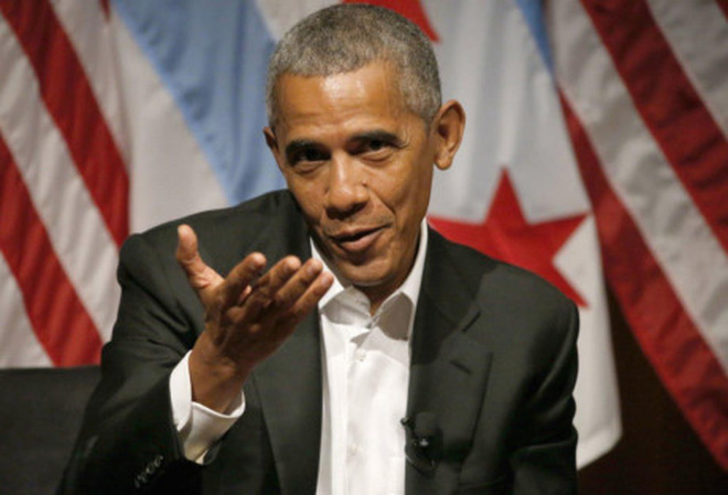 Cựu tổng thống Mỹ Barack Obama lần đầu ph&aacute;t biểu kể từ khi miễn nhiệm. (Ảnh: AP)