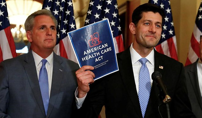 Chủ tịch Hạ viện Mỹ Paul Ryan giới thiệu dự thảo AHCA hồi th&aacute;ng Ba. (Nguồn: Reuters)
