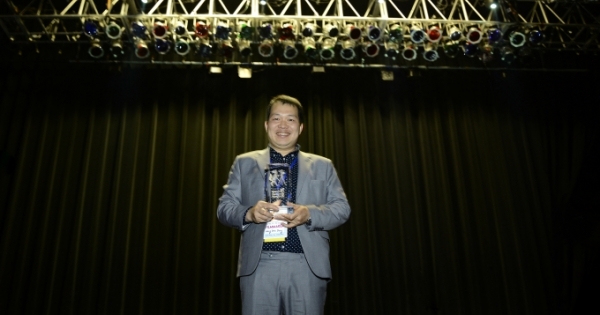 "Cha Cõng Con" đoạt hàng loạt giải thưởng lớn tại các Liên Hoan Phim quốc tế