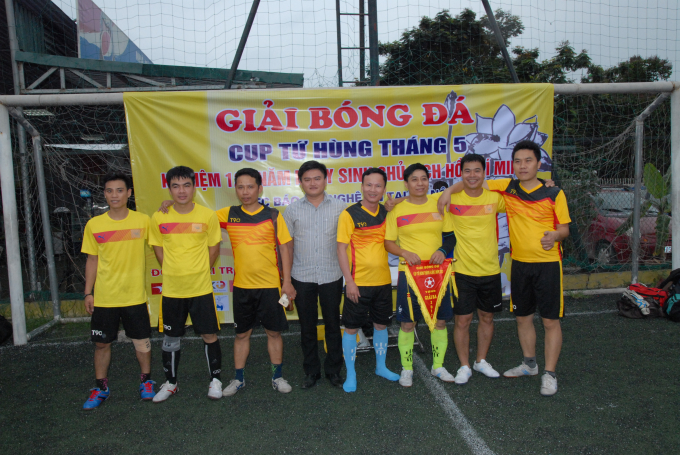 &nbsp;CLB FC b&aacute;o ch&iacute; Nghệ An.