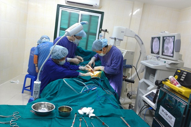 H&igrave;nh ảnh ca phẫu thuật n&agrave;y tại khoa Phẫu thuật tim mạch, Bệnh viện Việt Đức.