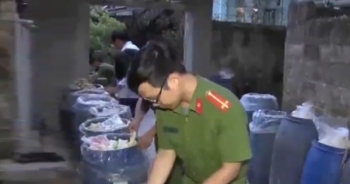 Hà Nam: Phát hiện 1,3 tấn măng tươi ngâm hóa chất