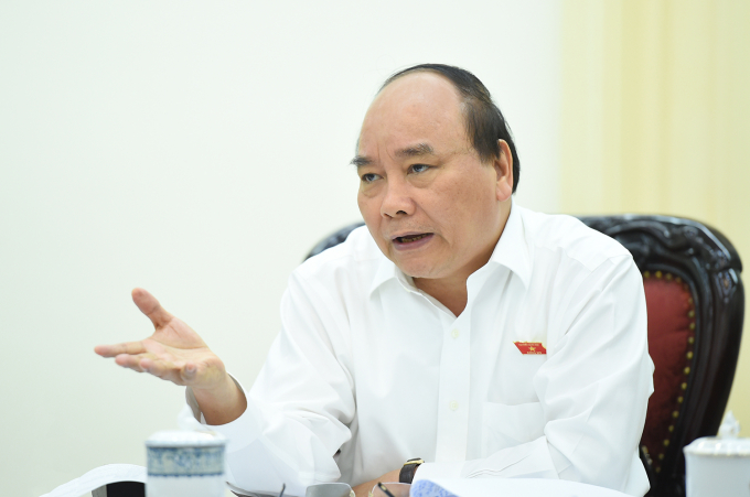 Thủ tướng Nguyễn Xu&acirc;n Ph&uacute;c chủ tr&igrave; cuộc họp.