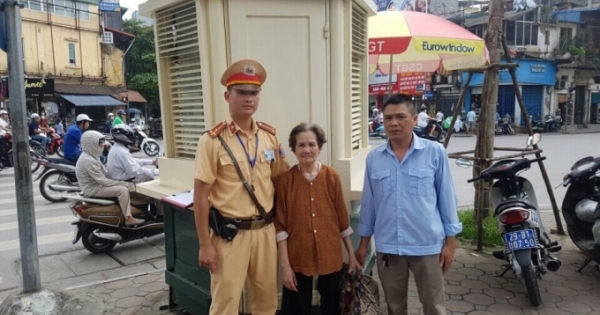 Người dân viết tâm thư cảm ơn chiến sĩ CSGT đội 1 Công an TP Hà Nội