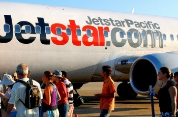 Jetstar Pacific cấm hành khách sạc điện thoại trên máy bay