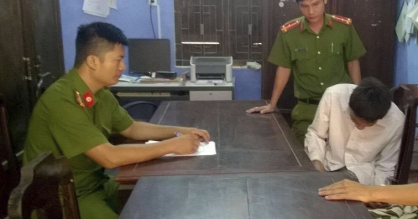 Thừa Thiên Huế: Bắt khẩn cấp kẻ đâm chết em trai, tấn công trưởng công an xã bị thương