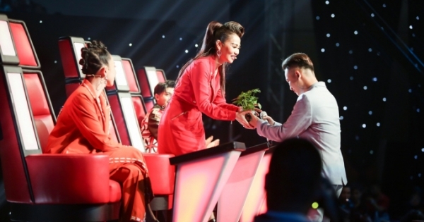 Chung kết 1 Giọng hát Việt 2017: Ali Hoàng Dương lấy nước mắt của khán giả khi song ca cùng Thu Minh