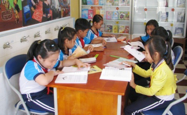 Học sinh đang đọc s&aacute;ch tại thư viện. (Ảnh minh họa)
