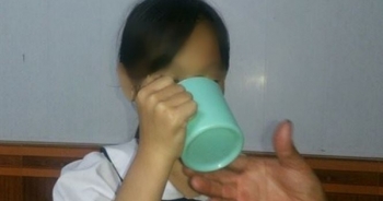 Yêu cầu gia đình cô giáo bắt học sinh uống nước giặt giẻ bồi thường thỏa đáng