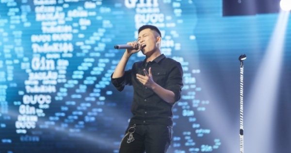 Gin Tuấn Kiệt "gây sốt" với ca khúc "Để xem được bao lâu" tại Sing My Song