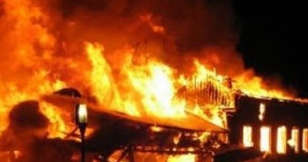 Thanh Hóa: Châm lửa đốt nhà vì không trộm cắp được tài sản