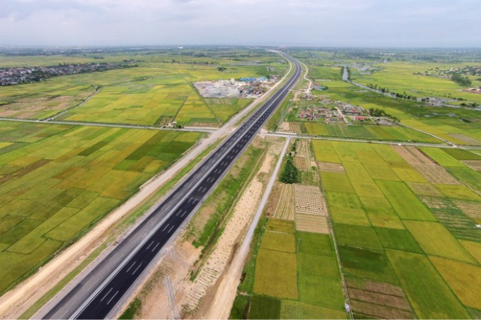Suất đầu tư 4 tuyến đường ở Khu đ&ocirc; thị mới Thủ Thi&ecirc;m do Đại Quang Minh đầu tư cao gấp 4 lần cao tốc hiện đại nhất H&agrave; Nội - Hải Ph&ograve;ng.