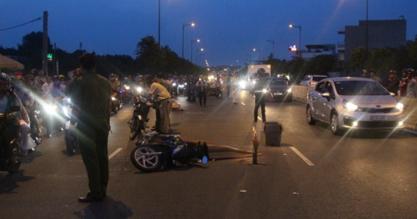 Va chạm giao thông, 1 phụ nữ bị xe của Đại học Nông Lâm cán tử xong