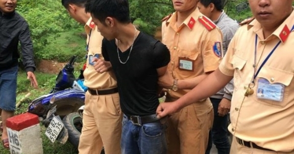 Sơn La: Đội CSGT Mộc Châu truy đuổi đối tượng cướp xe máy như phim hành động