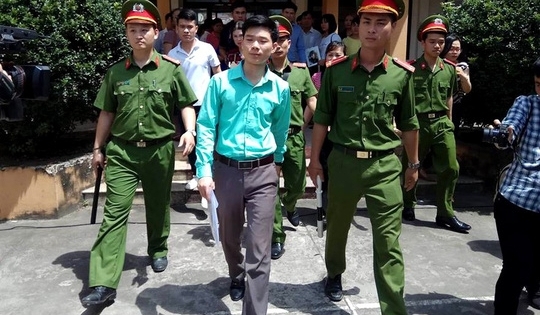 Vụ 8 người tử vong vì chạy thận ở Hòa Bình: Phó Thủ tướng đề nghị không làm oan người vô tội