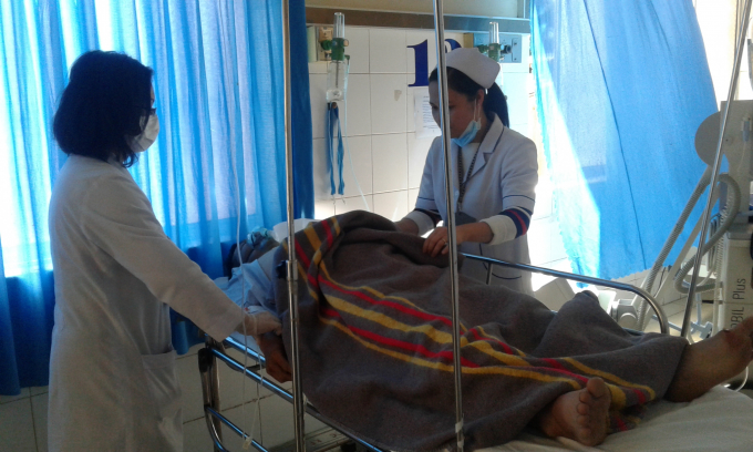 Hai nạn nh&acirc;n bị thương nặng đang được điều trị tại bệnh viện Đa khoa L&acirc;m Đồng.