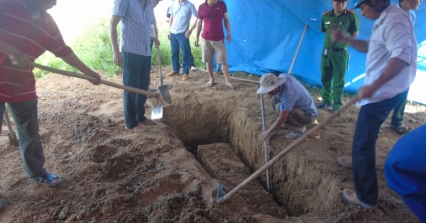 Vụ cái chết bất thường của nữ kế toán: Những tình tiết “giật mình” từ cuộc khai quật
