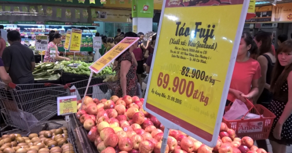 Slide - Điểm tin thị trường: Việt Nam chi 2.500 tỷ đồng nhập rau quả mỗi tháng