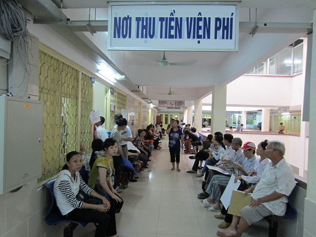 Giá dịch vụ khám chữa bệnh tại Hà Nội tăng.