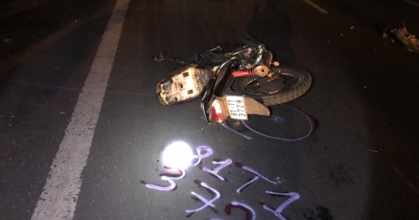 Gia Lai: Ô tô đấu đầu xe máy 1 người chết thảm