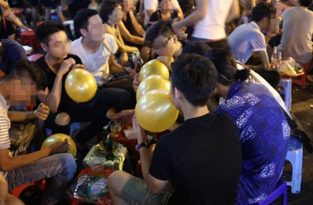 Báo động trào lưu sử dụng 'bóng cười' tại Nghệ An